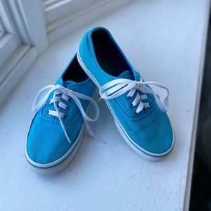 Vans Turquoise size Mens (5) Womens (6.5)